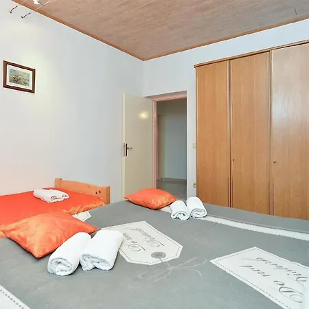 Apartment Fuer 4 Personen Ca 73 Qm In Fazana, Istrien Istrische Riviera